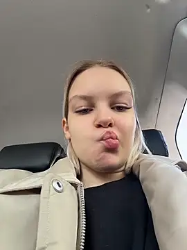 AshleyMur online show from 05.18.26