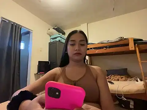 Mira Janee online show from 03.06.26