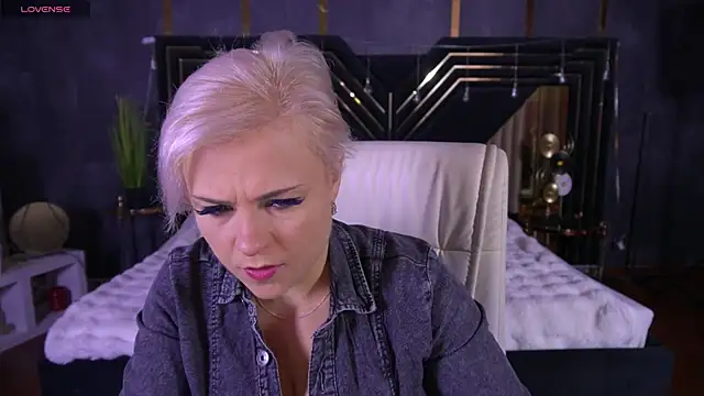 CrystalVibe online show from 03.17.26