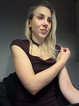 ElenaWhitmore online show from 03.13.26