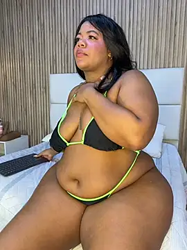 Snapshot of rachell_queen_ chatting on 05.24.26 rachell queen online show from 05.24.26