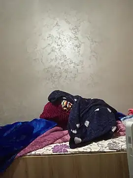 Snapshot of NaaRo-1 chatting on 02.14.26 NaaRo-1 online show from 02.14.26