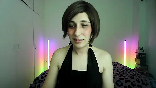 Snapshot of HoneyValentine chatting on 04.30.26 HoneyValentine online show from 04.30.26
