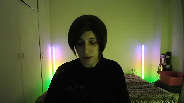 HoneyValentine online show from 06.28.26