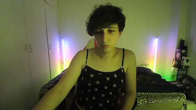 HoneyValentine online show from 07.12.26