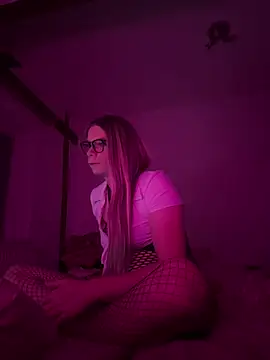 Snapshot of Sissy_celina1 chatting on 03.06.26 Sissy celina1 online show from 03.06.26