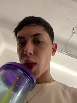 Iamcami  online show from 02.21.26