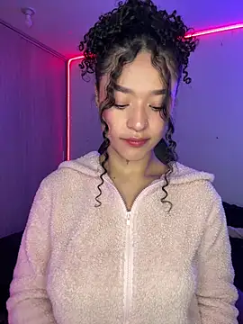 crystal dlun online show from 03.21.26