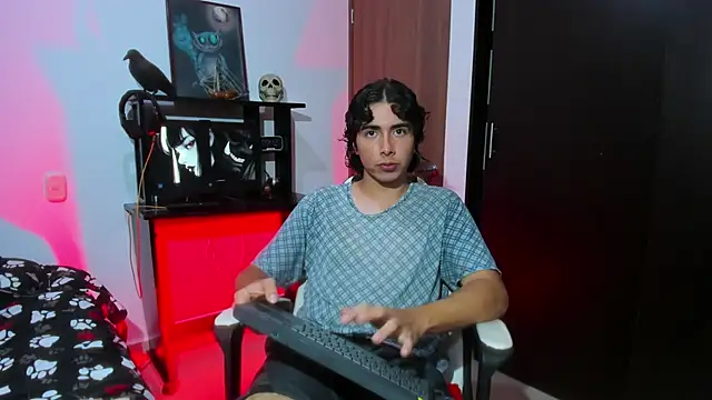 Keisuke Baji  online show from 01.16.26