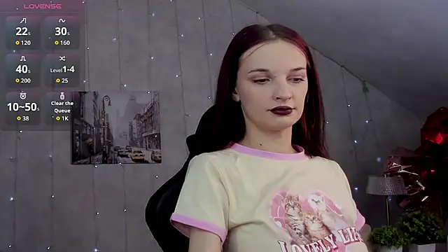 Alicia Adammss online show from 03.05.26