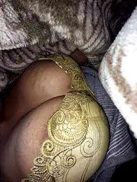 Snapshot of savitaxbhabhi chatting on 02.10.26 savitaxbhabhi online show from 02.10.26