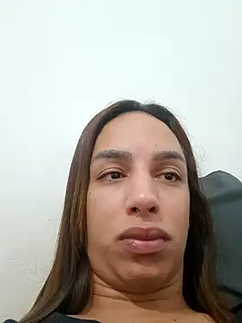 ofjuliaa online show from 02.18.26