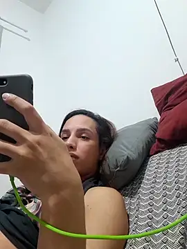 ofjuliaa online show from 04.08.26