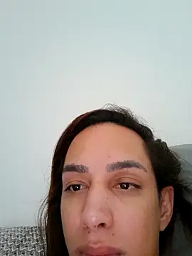 ofjuliaa online show from 04.10.26