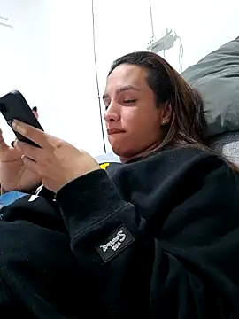 Snapshot of ofjuliaa chatting on 06.17.26 ofjuliaa online show from 06.17.26