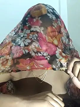 Naughty Bitchh online show from 01.11.26