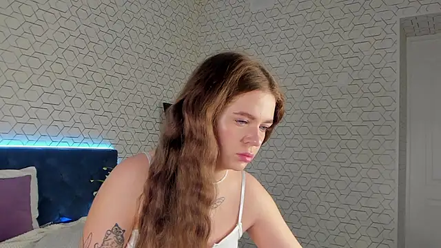 desiree doll online show from 02.21.26