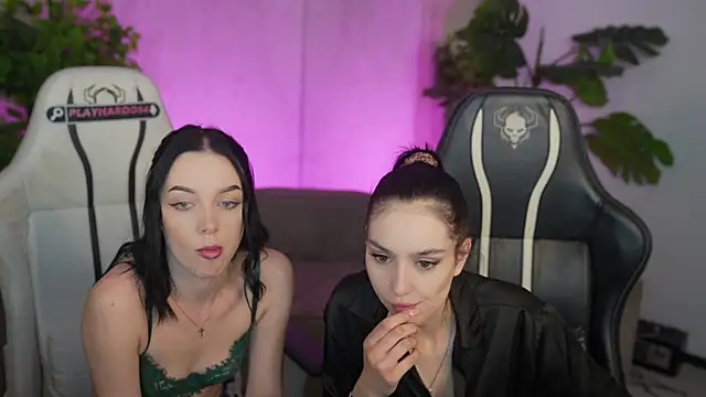 Mila Rose054 online show from 04.23.26