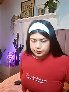 adhara-walk online show from 01.15.26