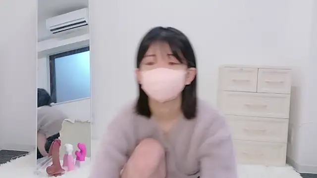 Snapshot of yuruchan_ chatting on 03.10.26 yuruchan online show from 03.10.26