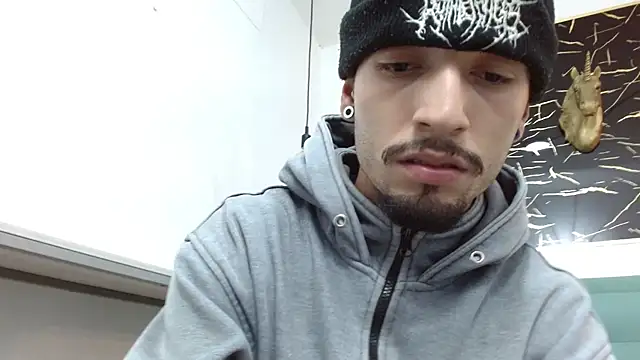 Juan-Jose69 online show from 01.11.26