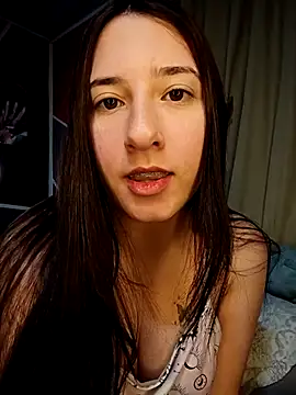 Snapshot of Mysticdooll69 chatting on 02.04.26 Mysticdooll69 online show from 02.04.26