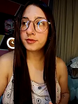 Snapshot of Mysticdooll69 chatting on 02.06.26 Mysticdooll69 online show from 02.06.26