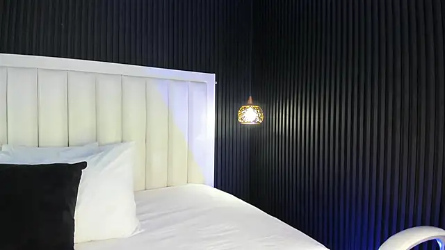 PandoraMiller online show from 04.20.26