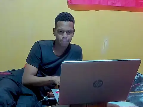 aunstin mohamme online show from 02.23.26