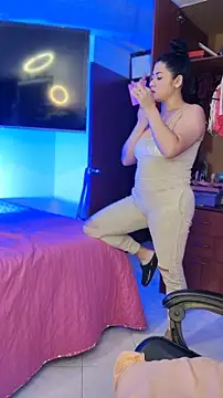 Snapshot of Girl_kataleya10 chatting on 05.14.26 Girl kataleya10 online show from 05.14.26