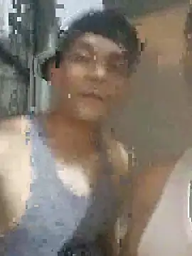 Chiquitoperopeligroso4 online show from 01.10.26