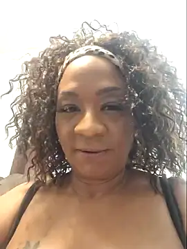 Snapshot of Big_Booty_Bonnie chatting on 03.04.26 Big Booty Bonnie online show from 03.04.26