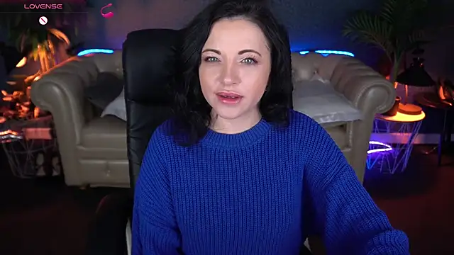 Snapshot of Dafni_Monn chatting on 04.28.26 Dafni Monn online show from 04.28.26