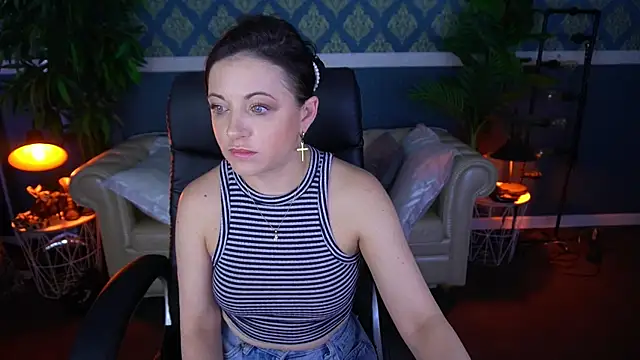 Snapshot of Dafni_Monn chatting on 06.07.26 Dafni Monn online show from 06.07.26