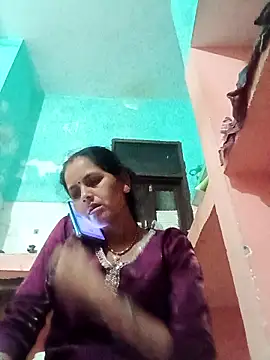 Snapshot of Hasmi_hot09 chatting on 05.12.26 Hasmi hot09 online show from 05.12.26