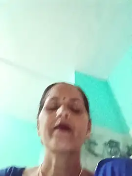 Snapshot of Hasmi_hot09 chatting on 07.19.26 Hasmi hot09 online show from 07.19.26