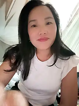 yu--yo online show from 04.02.26