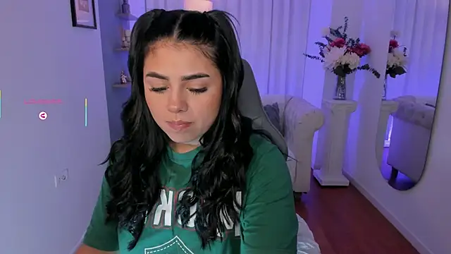 taylor smiith1 online show from 06.05.26