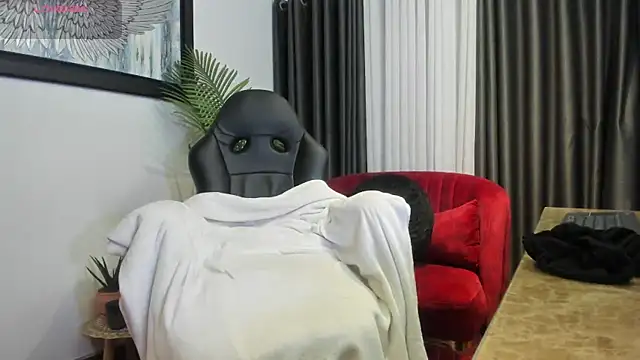 VictoriaPaker online show from 07.03.26
