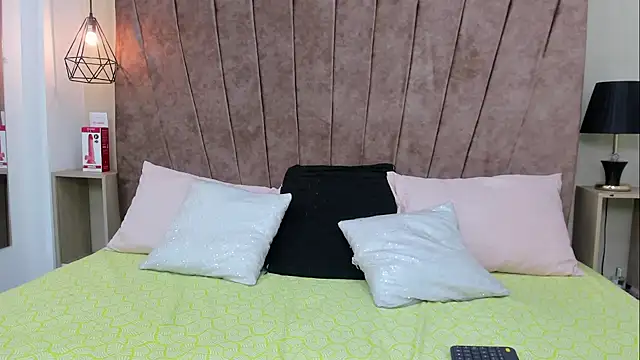 HelenTovar online show from 01.17.26