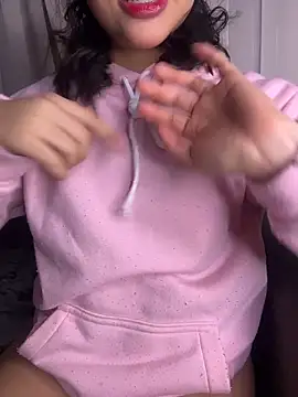  Queen love2 online show from 03.01.26