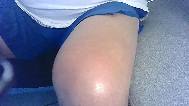 Snapshot of Fiermin19 chatting on 02.14.26 Fiermin19 online show from 02.14.26