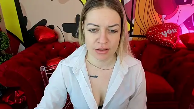 Snapshot of AnnaRayy chatting on 02.10.26 AnnaRayy online show from 02.10.26