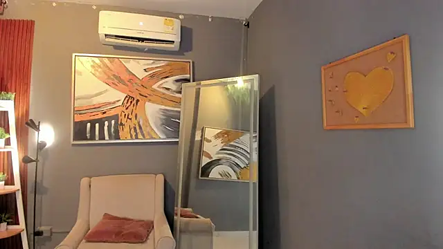 ailann  online show from 04.15.26