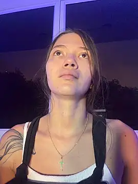 EmmaJhoons online show from 02.01.26