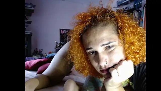 Snapshot of Queen_Domme_de_paus chatting on 02.13.26 Queen Domme de paus online show from 02.13.26