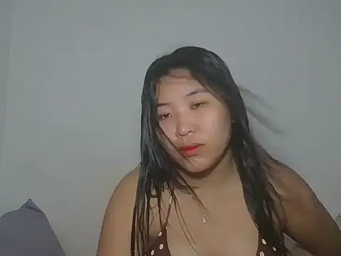 Zyeiii online show from 03.04.26