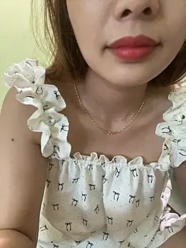 Angela loveee online show from 04.18.26