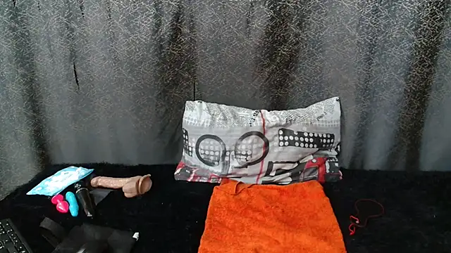 Amanda April online show from 03.31.26