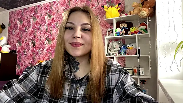 Snapshot of TraciBallena chatting on 02.05.26 TraciBallena online show from 02.05.26